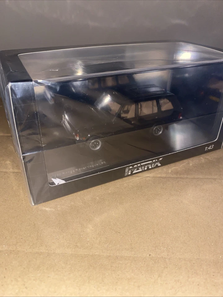 MATRIX SCALE MODELS 1/43 LAND ROVER RANGE ROVER VOGUE LSE 1992 BLACK MX41208-033 - Image 2 of 4