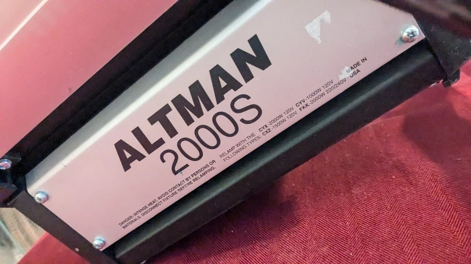 Altman 2000 S Stage Studio Light Backlight or Kicker Fixture 1000W - Image 3 of 4