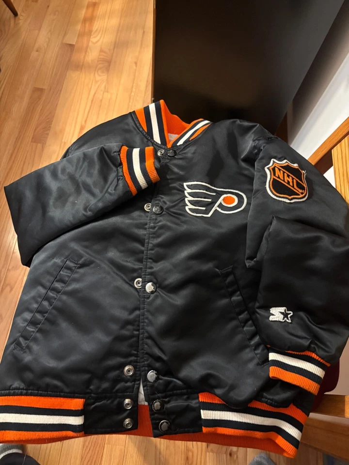 Винтажная атласная официальная молодежная куртка НХЛ STARTER PHILADELPHIA FLYERS средний размер - Изображение 2 из 4
