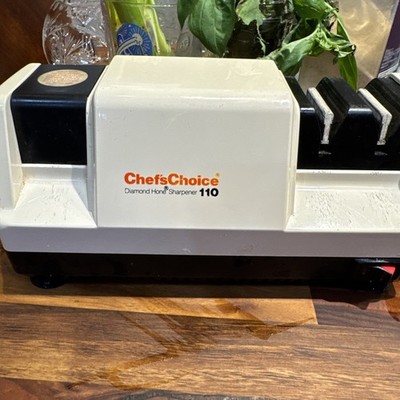 Chef's Choice Diamond Hone Knife Sharpener Model 110  Works Great Professional
