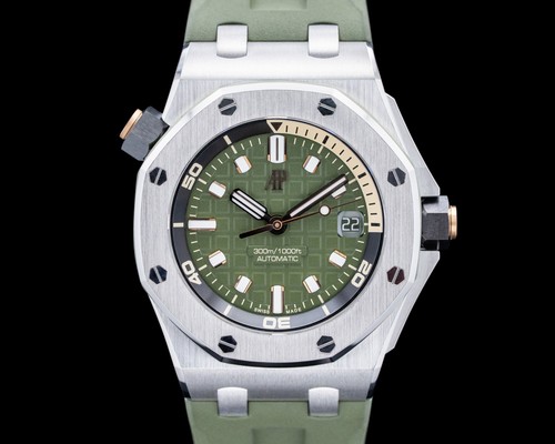 Audemars Piguet 15720ST.OO.A052CA.01 15720ST Royal Oak Offshor...