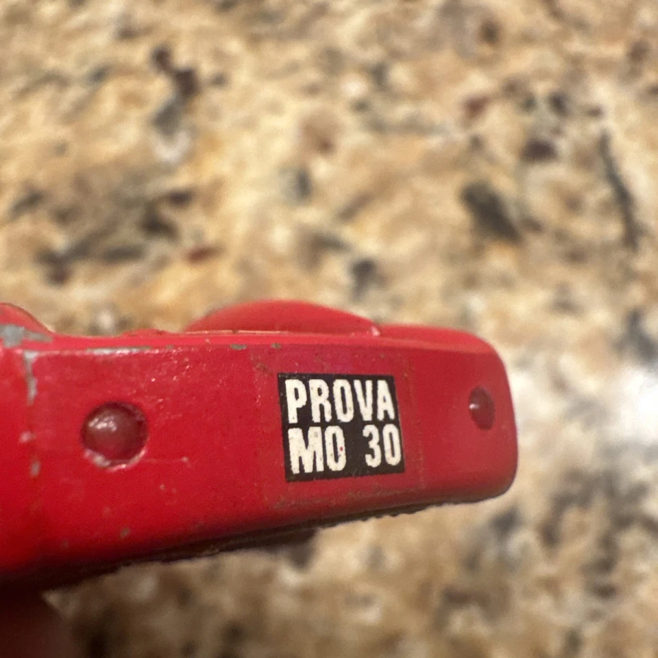 Brumm Ferrari Auto 250 TRS #5 1960 escala 1:43 (VG45) Foto 4 de 4