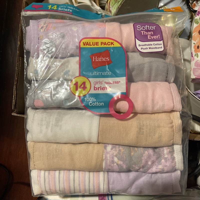 Value Pack14  Hanes Girls Tankless Briefs Size 8