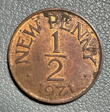 1971 Guernsey 1/2 New Penny bronze coin - Good Condition