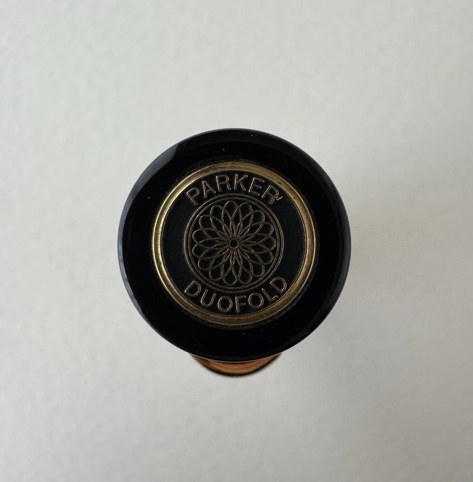 Pluma Estilográfica Parker Duofold Centenario, Perla y Negro, 18k B Nuevo en Caja Foto 4 de 4