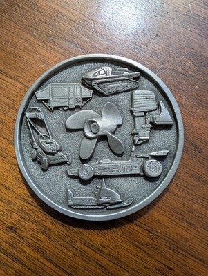 Pewter Keepsake Trade Winds Employees 1994 Approx. 3'' Diameter