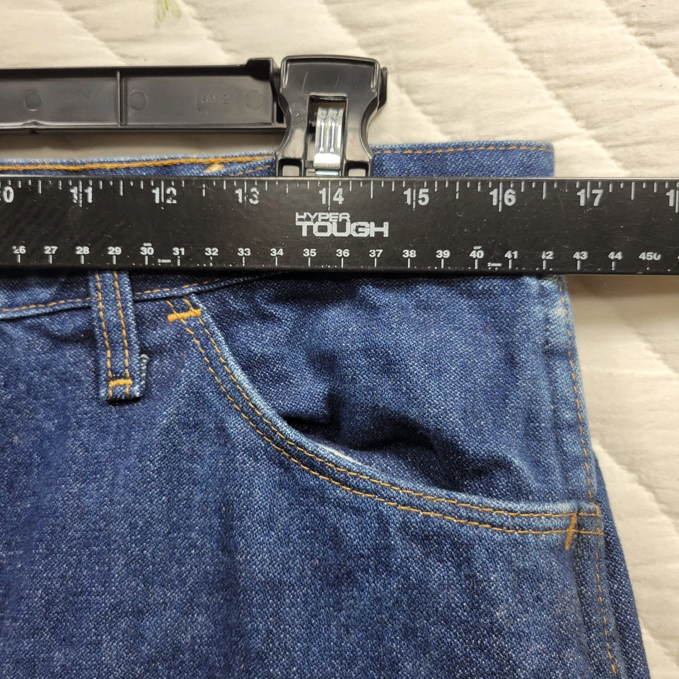 Pantalones de mezclilla Wrangler FR para hombre 34x34 azul FR31MWZ resistente al fuego calce relajado Foto 2 de 4