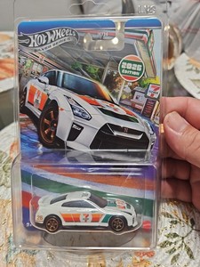 Hot Wheels 2017 Nissan Gtr | eBay