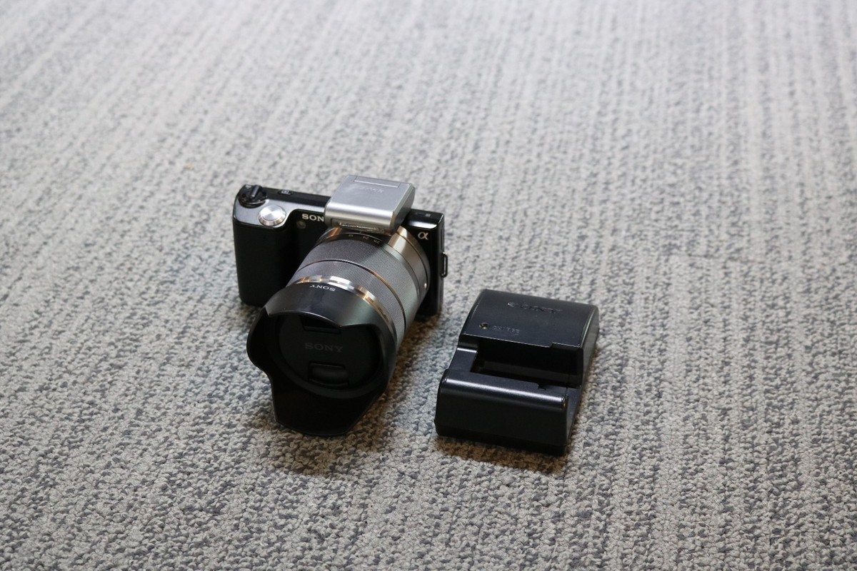 SONY NEX-5/SONY 18-55mm (良品） Sony Alpha NEX-5N 16.1MP Digital Camera changeable Lens w/18-55mm