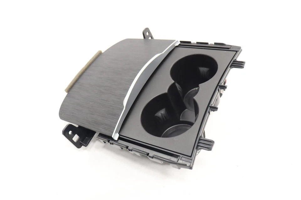 ALFA ROMEO GIULIA 2017-2022 consola central delantera tapa portavasos OEM 0129332B83 Foto 2 de 4