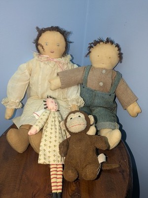 Vintage Homemade Mid-1980s Cloth Folk Art Pair Of Dolls Signed By Lynn Ronan +2