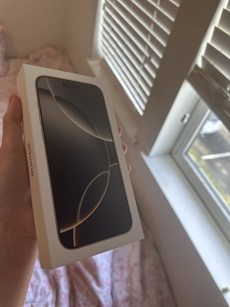 Apple iPhone 16 Pro Max 256GB Unlocked Natural Titanium