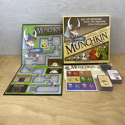 Munchkin Deluxe Steve Jackson Games Board Game - Brand New *Damaged Box*