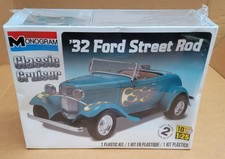 Monogram Classic Cruiser '32 Ford Street Rod Factory Sealed Box 1:25 Kit 0882