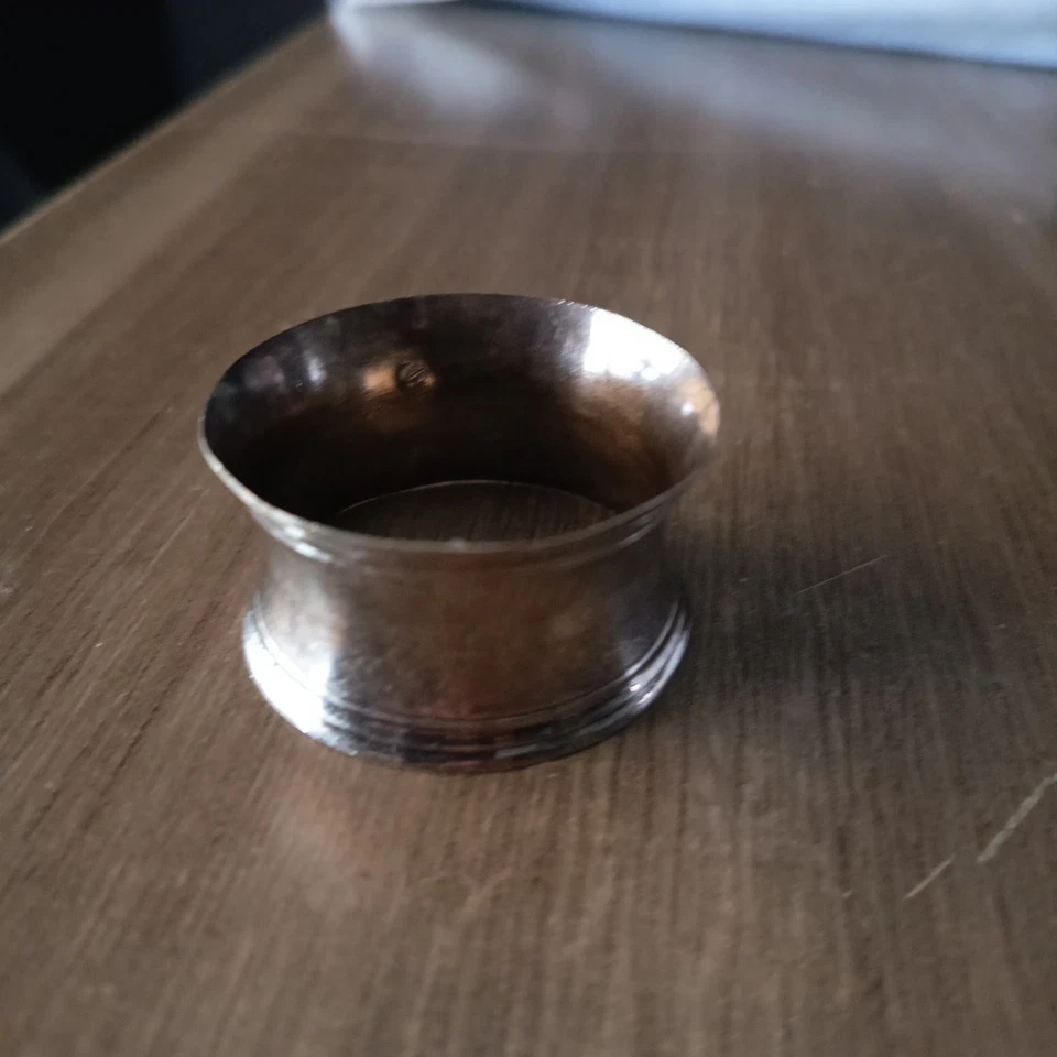 Ancien rond de serviette en argent massif minerve Cardeilhac - Photo 3/4