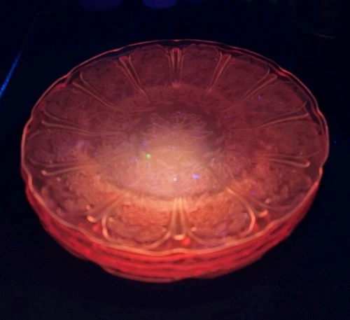 Vintage Selenium Jeanette Cherry Blossom Set of 4 Pink  7" Salad Plates