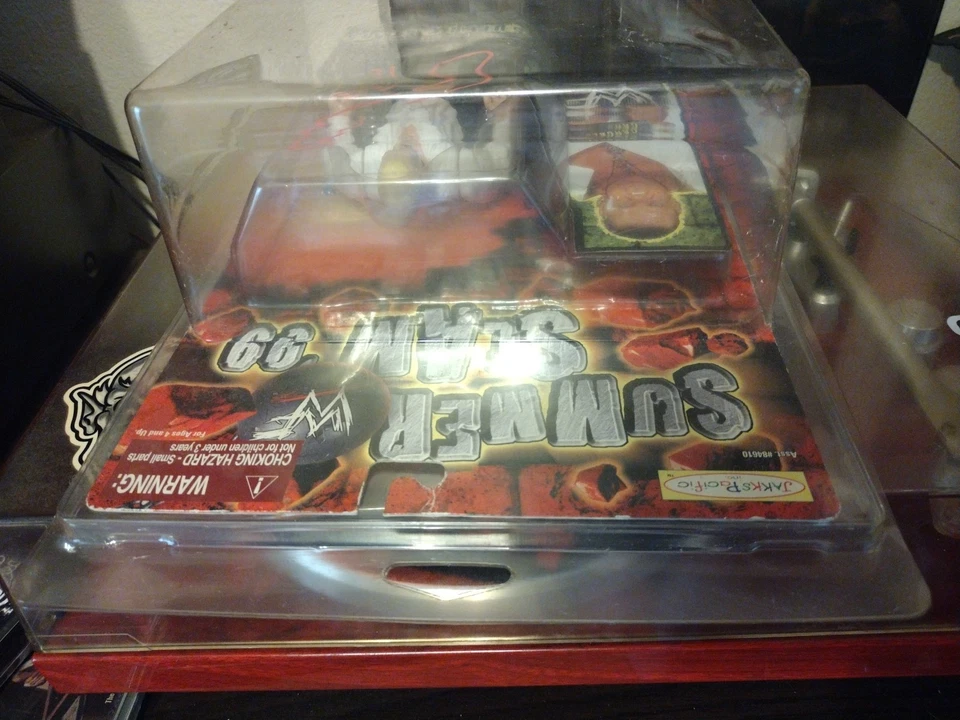 SIGNED 1999 Jakks WWF Summer Slam '99 GANGREL figure W/ Fig Protector - Image 3 of 4