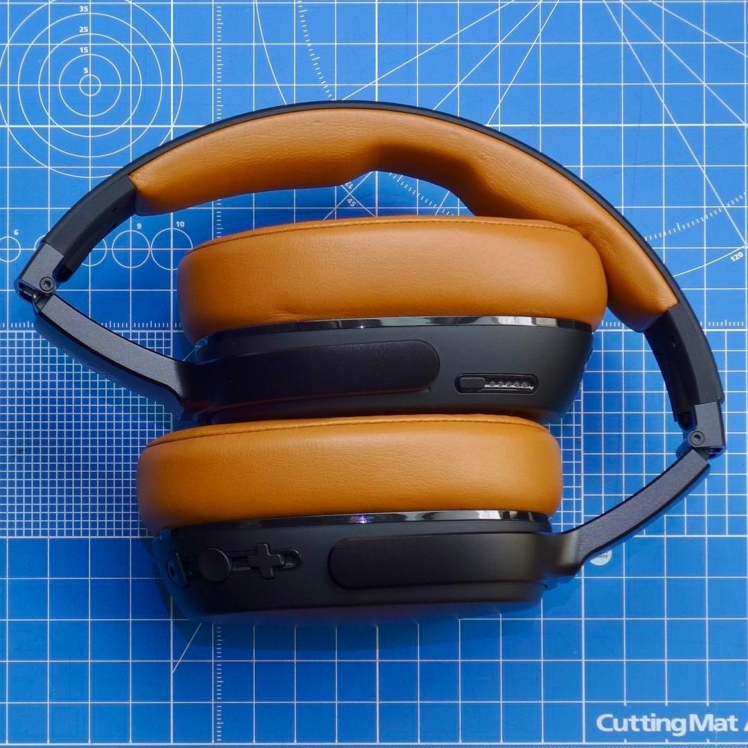 Skullcandy Crusher 360 Wireless Over-Ear Bluetooth Headphones Good