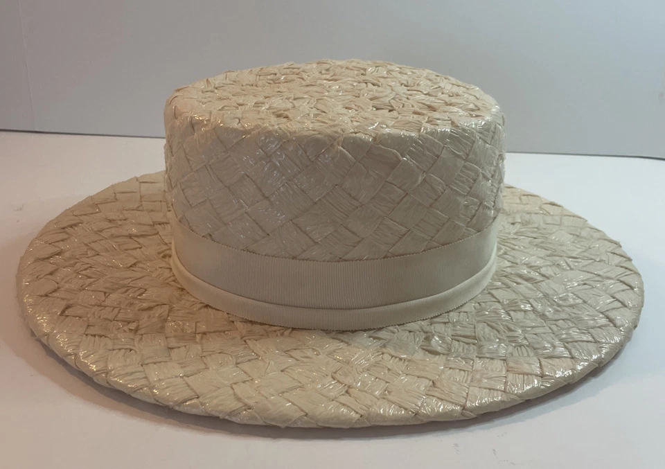 Leslie James Wide Brim Hat Straw Off White W/ Hat Box  - Image 4 of 4