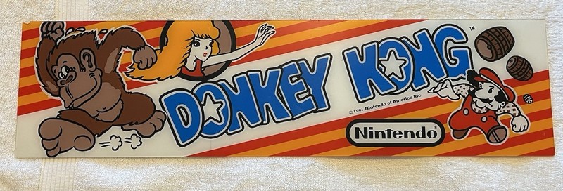 VTG 1981 Donkey Kong Arcade Header Panel Backlit Plexiglass Original Nintendo