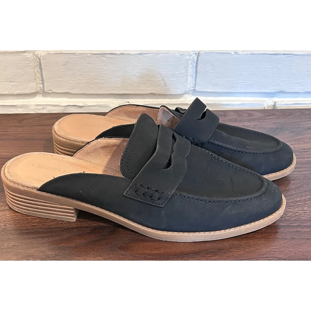 Cynthia Rowley Black Leather Slip-On Loafers with Tan Heel Cynthia Rowley Women main image 4