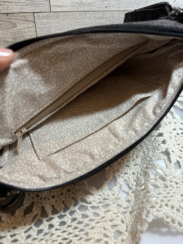 Beautiful Handmade Embroidered Crossbody Bag With Floral Design NEW With tags - Picture 3 of 5