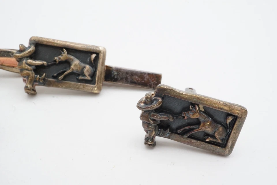 Vintage Hickok Cufflinks Tie Bar Set Silver Tone Donkey - Image 3 of 4