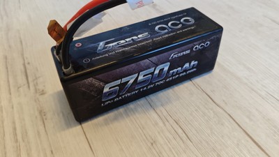 Gens Ace 6750mAh 14.8V 70C HardCase 4S LiPo Akku XT90 für 1/8 RC