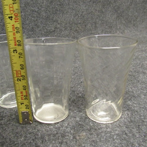 LOTE DE 8 vasos acanalados de jugo acampanado de vidrio transparente de la era de la depresión de colección - Imagen 7 de 10