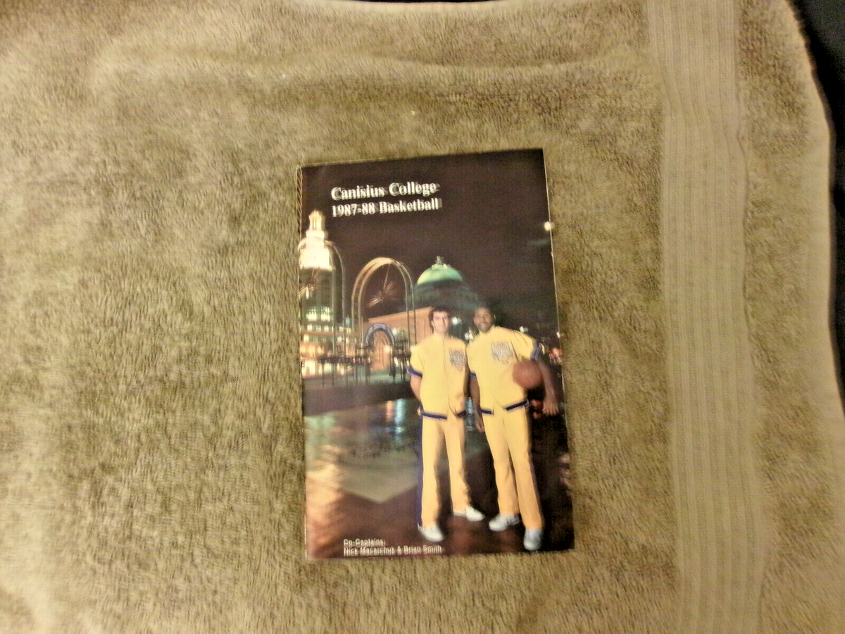 1987-88 CANISIUS BASKETBALL MEDIA GUIDE Yearbook 1988 BRIAN SMITH Program AD