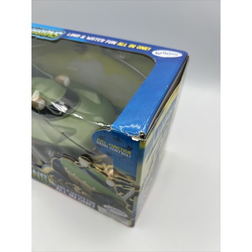 Kid Galaxy Morphibians R/C Amphibious Vehicle Runs On Land, On Water GATOR - Picture 13 of 15