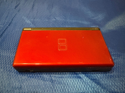Nintendo DS Lite Crimson Handheld System - Red/Black tested and working