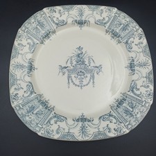 GIEN - ASSIETTE PLATE EN FAÏENCE Décor Renaissance À La Bérain XIXème