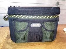 Duluth Trading Company Ultimate Mobile Desk Laptop Sleeve/File Green/Black -Used