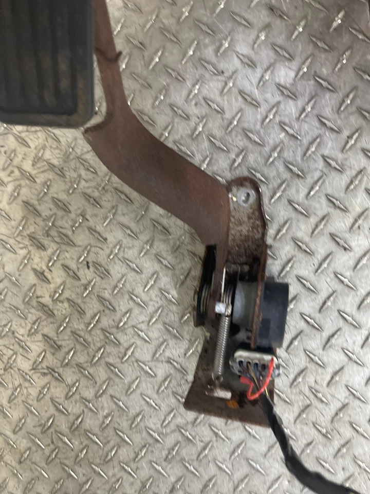2002 GMC YUKON DENALI GAS PEDAL DRIVE BY ELECTRIC OEM TESTED - Imagem 4 de 4