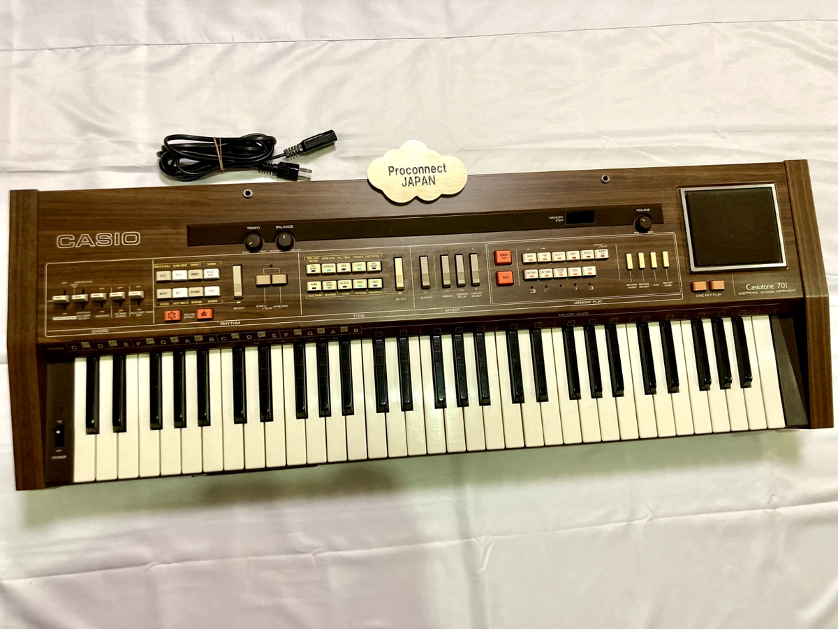 Casio CT-701 Casiotone 701 61-key Keyboard Synthesizer Vintage 