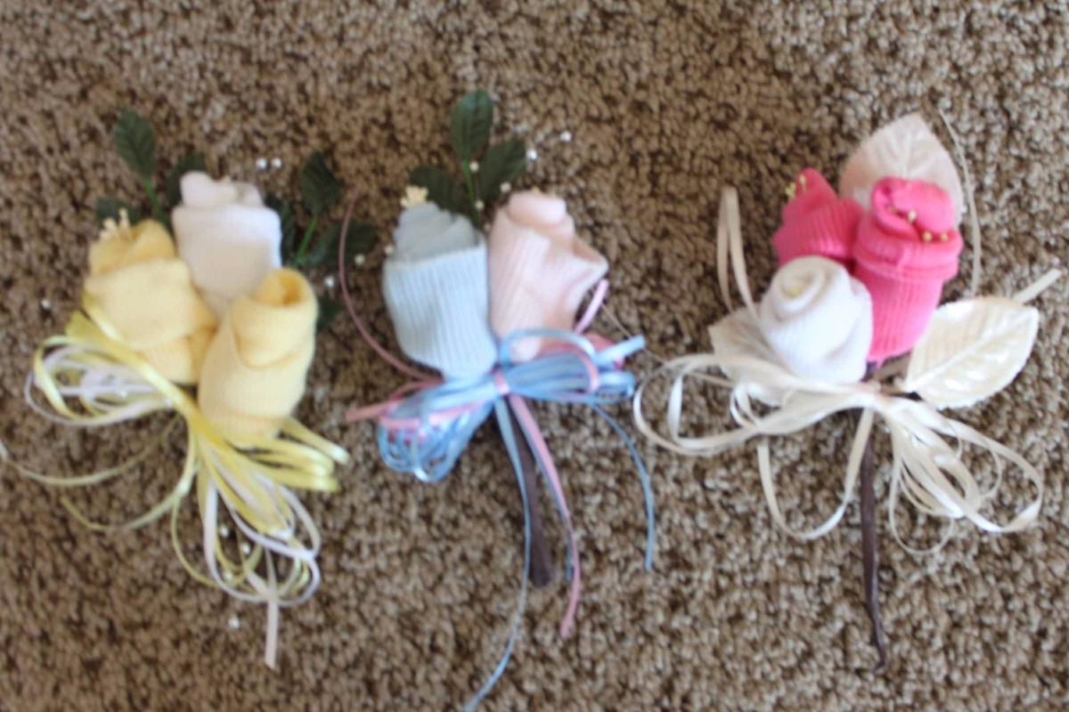 Baby Sock Corsage baby-sock-corsage
