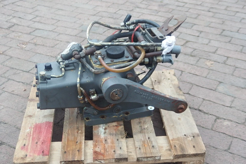 Hubwerk Hubwelle Hydraulik Kraftheber Hydraulikblock Fendt GT Geräteträger 365 - Bild 4 von 4