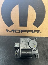 HVAC Temperature Valve Actuator Mopar 6822418...