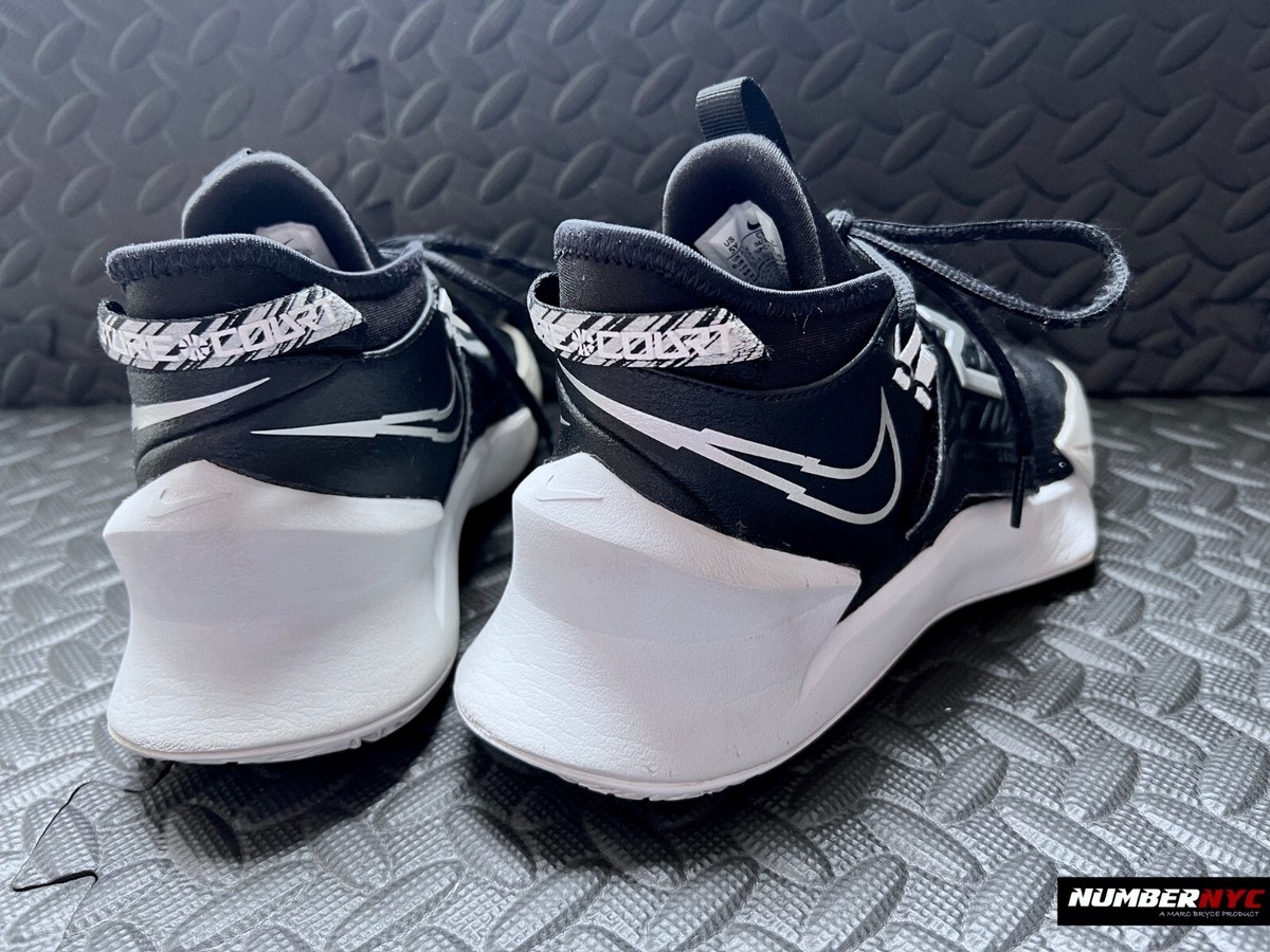 Nike CT2866-002 Future Court 3 Basketball Shoes Youth 5Y