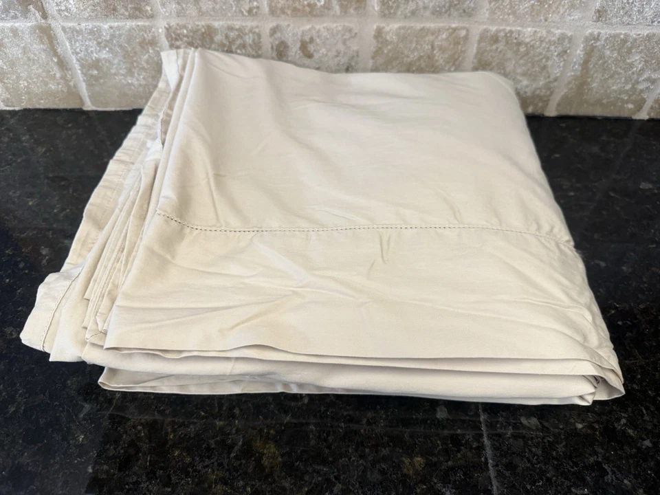 Ralph Lauren Home Organic Cotton Sateen King Flat Sheet Coastal Sand Pre-Owned - Image 3 of 4