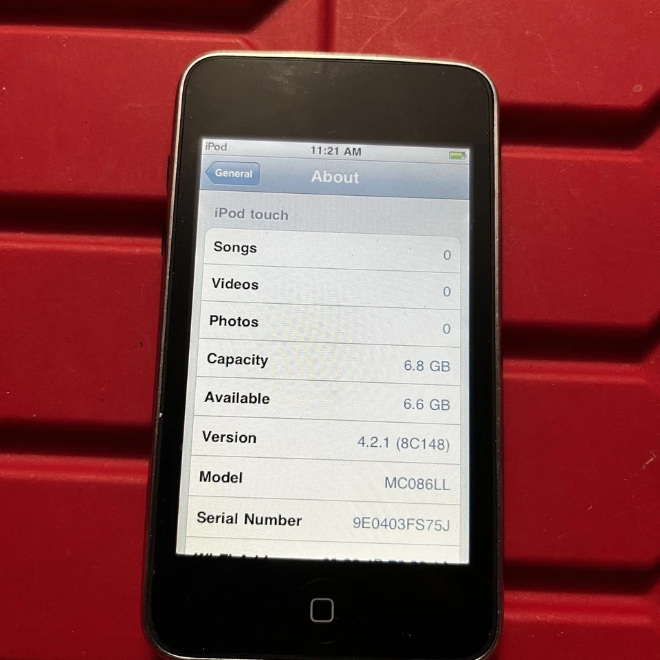 Apple iPod Touch 2nd Generation 8GB Factory Reset MC086LL Pre Owned Tested - Image 3 of 4