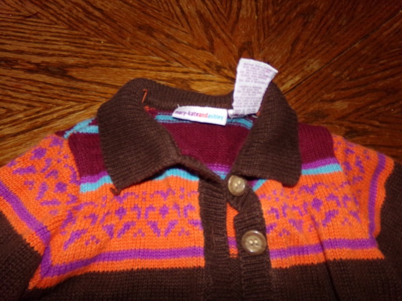 +* GIRLS MARY KATE AND ASHLEY SWEATER SIZE 4T H 639