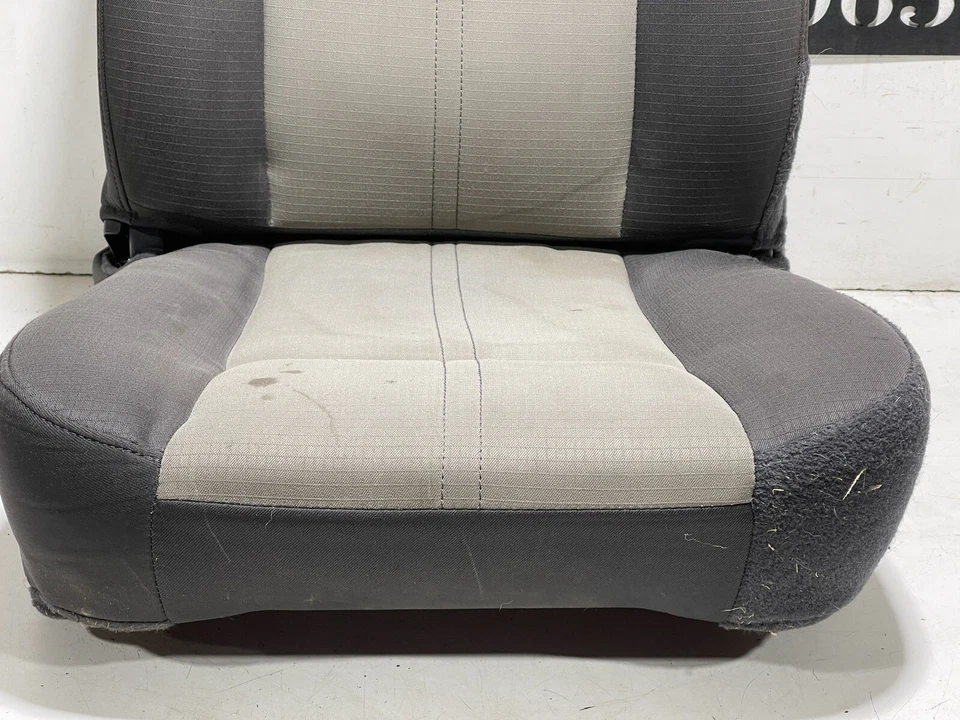 03-06 Jeep TJ Wrangler OEM negro gris tela Columbia pasajero asiento delantero derecho Foto 3 de 4