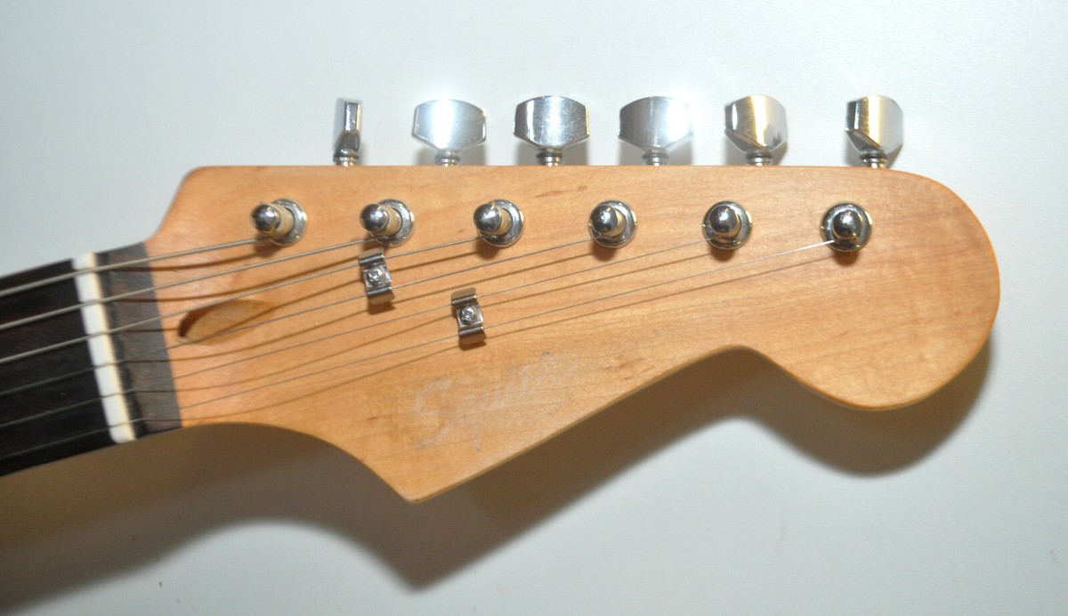 2008 Fender Squier Standard Stratocaster Amber Sunburst Electric