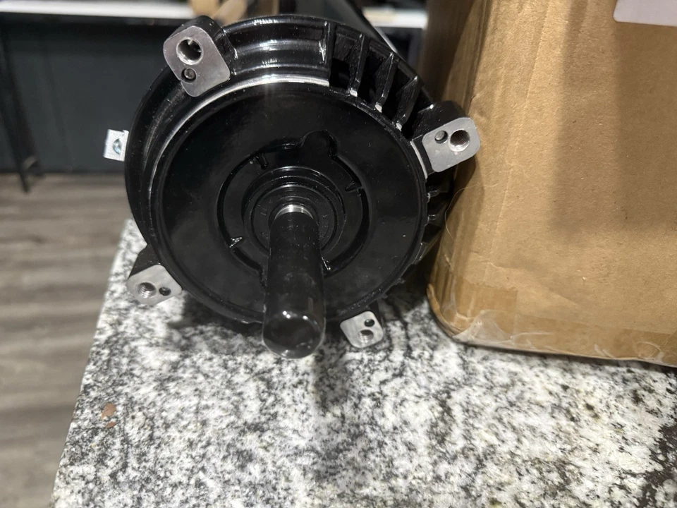 USQ1152 Swimming Pool Motor 115/230 Volts Single Speed 1 1/2-HP 3450 RPM - Image 2 of 3