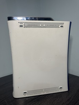 OEM Xbox 360 White 20GB Jasper Arcade Console Bundle - Dashboard