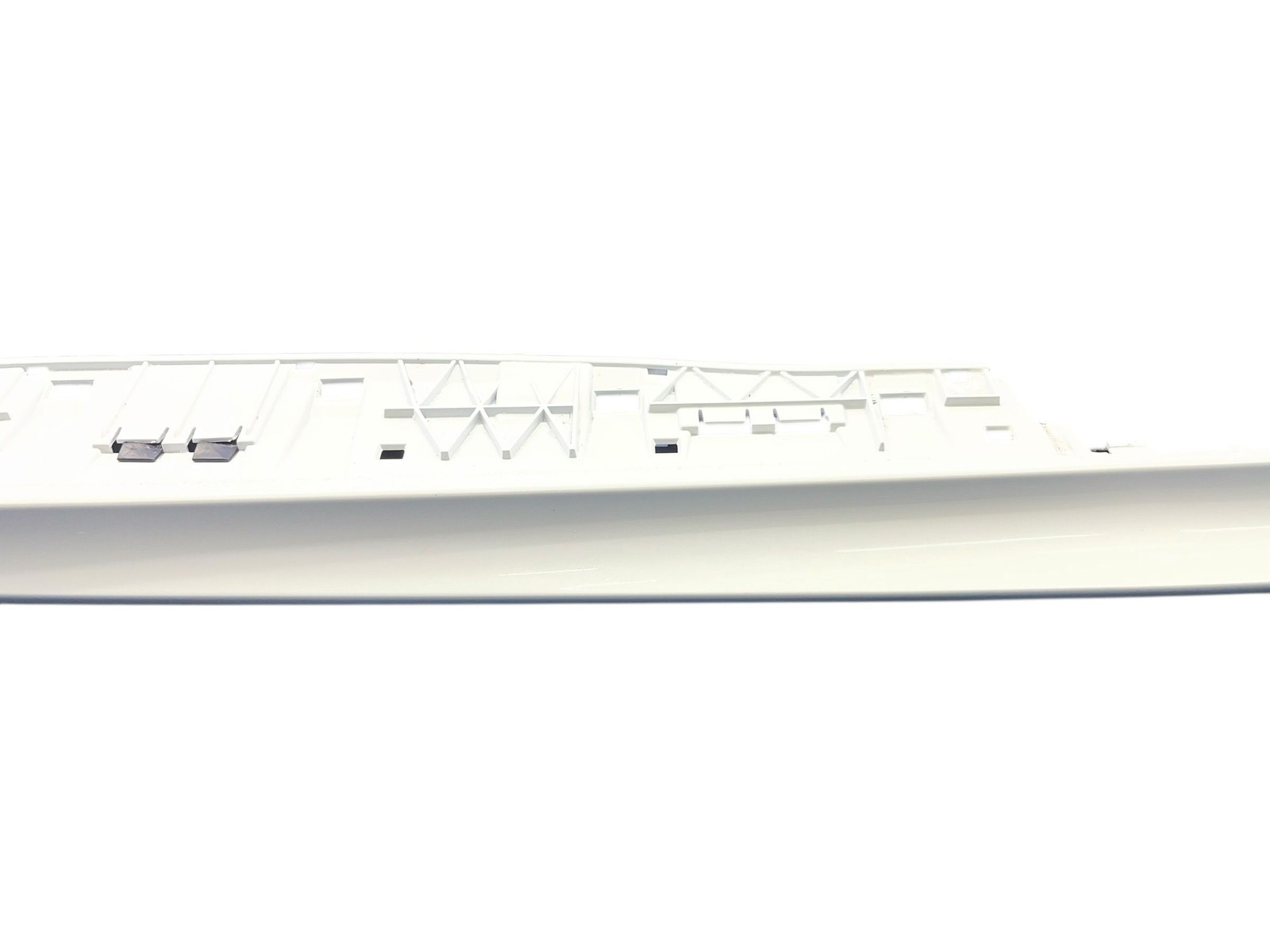 2010-2015 Audi R8 v10 Oem Left Side Skirt Rocker Panel Moulding *BENT TAB*