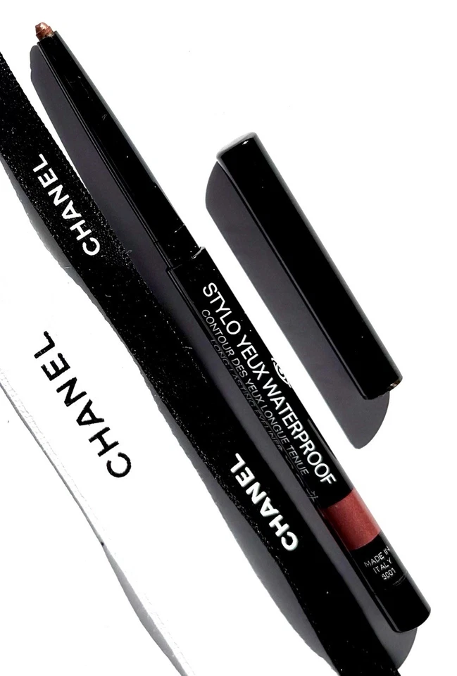 Chanel Stylo Yeux Waterproof Long Lasting Eyeliner 928 Eros - Image 2 of 3