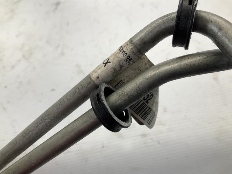 14-17 Maserati Ghibli S Q4 3.0 AWD AT A/C AC Air Condition Hose B